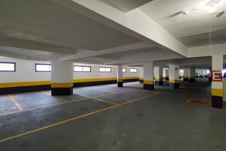 Apartamento para alugar com 55m², 1 quarto e 1 vaga Apartamento para alugar com 55m², 1 quarto e 1 vagaGaragem