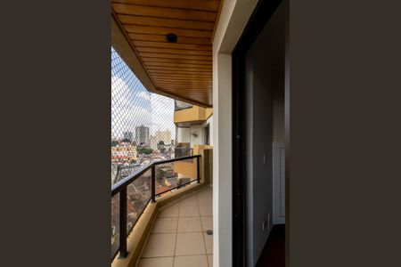 Apartamento para alugar com 130m², 3 quartos e 3 vagas Apartamento para alugar com 130m², 3 quartos e 3 vagasSacada do Quarto 2