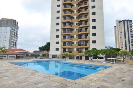 Apartamento para alugar com 130m², 3 quartos e 3 vagasÁrea comum - Piscina