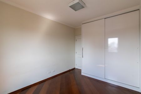 Apartamento para alugar com 130m², 3 quartos e 3 vagas Apartamento para alugar com 130m², 3 quartos e 3 vagasSuíte