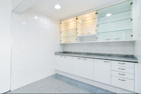 Apartamento para alugar com 130m², 3 quartos e 3 vagasCozinha