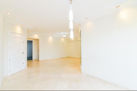 Apartamento para alugar com 130m², 3 quartos e 3 vagasSala