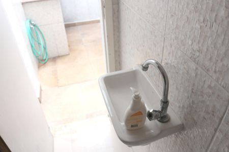 Casa à venda com 128m², 3 quartos e sem vagaBanheiro 