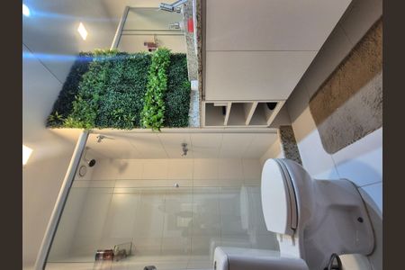 Apartamento à venda com 86m², 3 quartos e 2 vagasBanheiro social