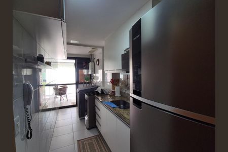 Apartamento à venda com 86m², 3 quartos e 2 vagasCozinha