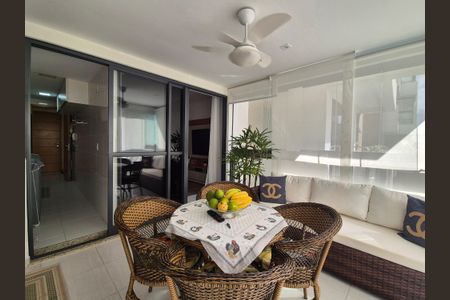 Apartamento à venda com 86m², 3 quartos e 2 vagasvaranda