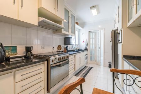 Apartamento à venda com 144m², 3 quartos e 2 vagasCozinha