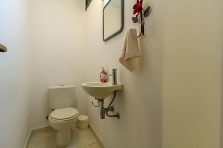 Apartamento à venda com 104m², 3 quartos e 2 vagas Apartamento à venda com 104m², 3 quartos e 2 vagasLavabo