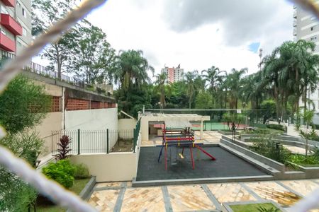 Apartamento à venda com 104m², 3 quartos e 2 vagas Apartamento à venda com 104m², 3 quartos e 2 vagasVista da Varanda da Suíte