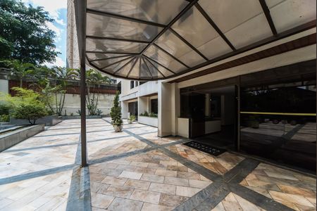 Apartamento à venda com 104m², 3 quartos e 2 vagas Apartamento à venda com 104m², 3 quartos e 2 vagasÁrea Comum