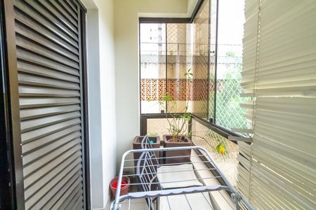 Apartamento à venda com 104m², 3 quartos e 2 vagas Apartamento à venda com 104m², 3 quartos e 2 vagasVaranda da Suíte