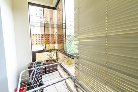 Apartamento à venda com 104m², 3 quartos e 2 vagas Apartamento à venda com 104m², 3 quartos e 2 vagasVaranda da Suíte