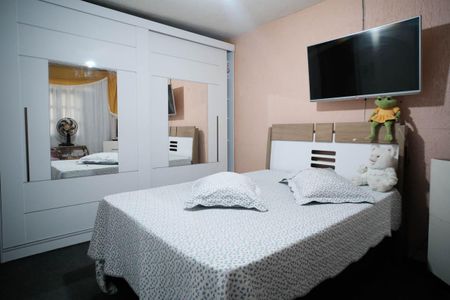 Casa à venda com 320m², 2 quartos e 1 vagaQuarto 