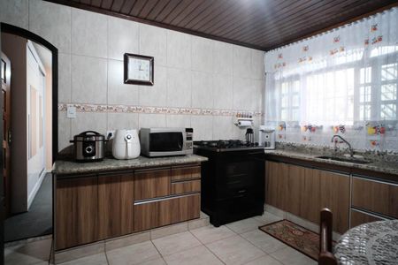 Casa à venda com 320m², 2 quartos e 1 vagaCozinha