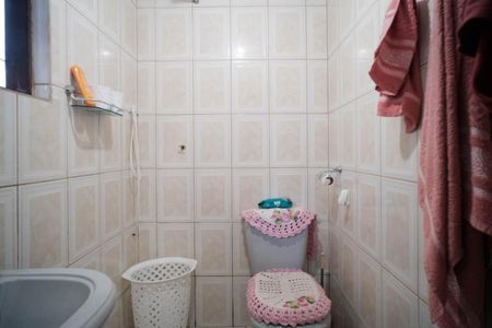 Casa à venda com 320m², 2 quartos e 1 vagaBanheiro da Suíte