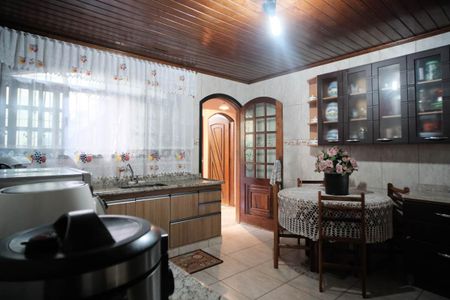 Casa à venda com 320m², 2 quartos e 1 vagaCozinha