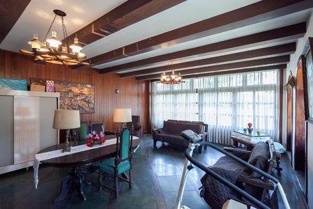 Casa para alugar com 1400m², 6 quartos e 6 vagasSala 1