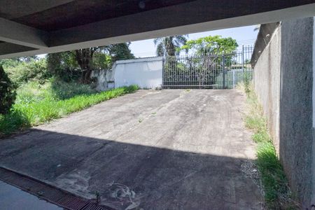 Casa para alugar com 1400m², 6 quartos e 6 vagasQuintal