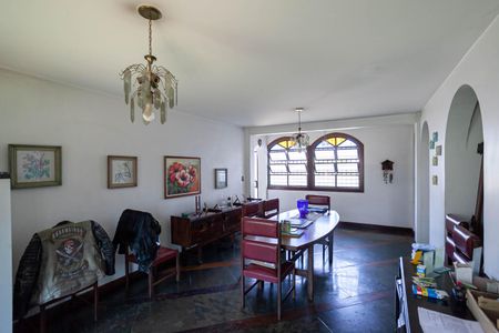 Casa para alugar com 1400m², 6 quartos e 6 vagasSala 2