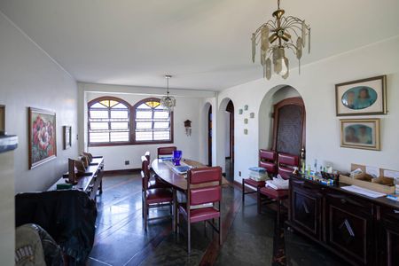 Casa para alugar com 1400m², 6 quartos e 6 vagasSala 2