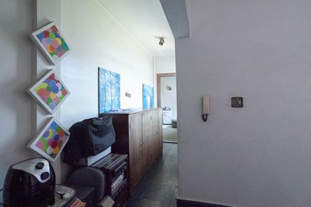 Casa para alugar com 1400m², 6 quartos e 6 vagasCorredor