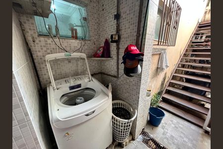 Casa à venda com 370m², 4 quartos e 2 vagas Casa à venda com 370m², 4 quartos e 2 vagasArea de Serviço