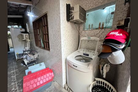 Casa à venda com 370m², 4 quartos e 2 vagas Casa à venda com 370m², 4 quartos e 2 vagasArea de Serviço