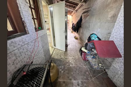 Casa à venda com 370m², 4 quartos e 2 vagas Casa à venda com 370m², 4 quartos e 2 vagasQuintal