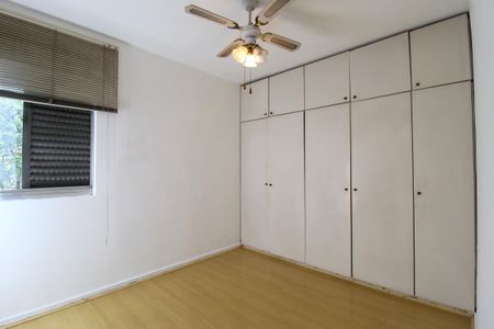 Apartamento à venda com 75m², 3 quartos e 1 vagaQuarto 2