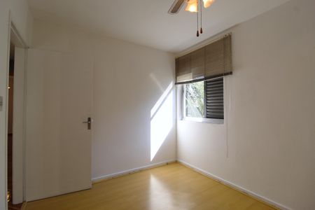 Apartamento à venda com 75m², 3 quartos e 1 vagaQuarto 2
