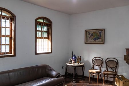 Casa à venda com 450m², 6 quartos e 3 vagasSala 1