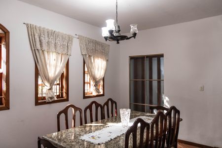 Casa à venda com 450m², 6 quartos e 3 vagasCopa