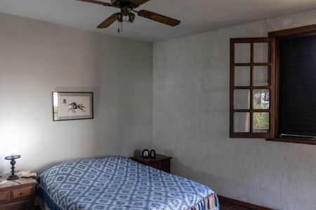 Casa à venda com 450m², 6 quartos e 3 vagasSuíte