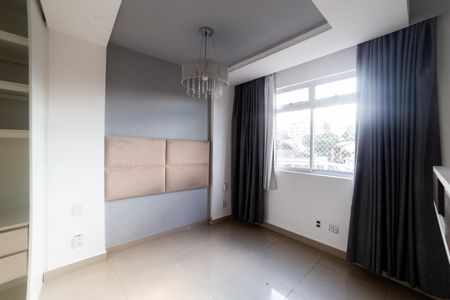 Apartamento à venda com 152m², 2 quartos e 3 vagasSuíte