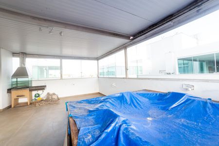 Apartamento à venda com 152m², 2 quartos e 3 vagasPiscina Coberta