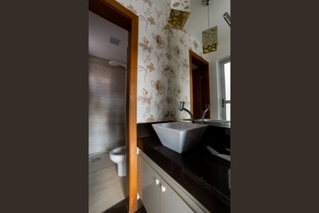 Apartamento à venda com 152m², 2 quartos e 3 vagasBanheiro Social