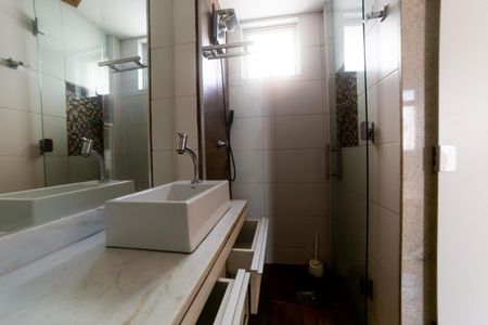 Apartamento à venda com 152m², 2 quartos e 3 vagasBanheiro da Suíte