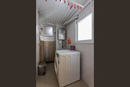 Apartamento para alugar com 105m², 3 quartos e 2 vagas Apartamento para alugar com 105m², 3 quartos e 2 vagasÁrea de Serviço