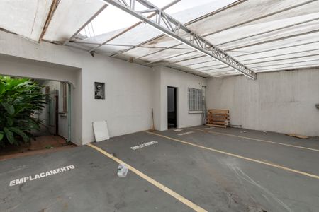 Casa à venda com 300m², 3 quartos e 8 vagasGaragem