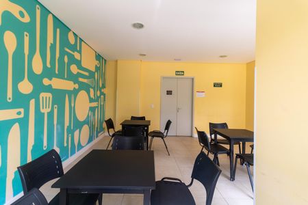 Apartamento à venda com 52m², 2 quartos e 1 vaga Apartamento à venda com 52m², 2 quartos e 1 vagaÁrea comum - Salão de festas