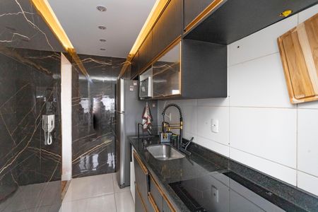 Apartamento à venda com 52m², 2 quartos e 1 vaga Apartamento à venda com 52m², 2 quartos e 1 vagaCozinha