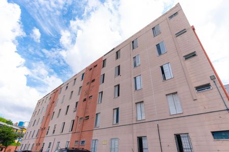 Apartamento à venda com 50m², 2 quartos e 1 vaga Apartamento à venda com 50m², 2 quartos e 1 vagaFachada