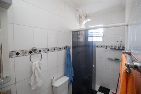 Casa à venda com 131m², 3 quartos e 4 vagasBanheiro da Suíte 1