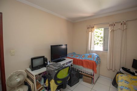 Casa à venda com 131m², 3 quartos e 4 vagasQuarto 2