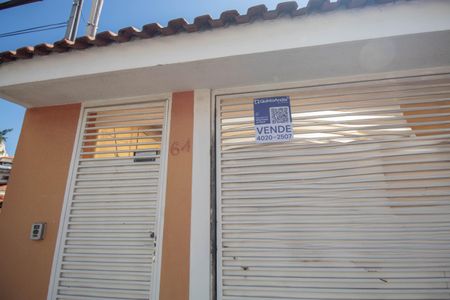 Casa à venda com 131m², 3 quartos e 4 vagasFachada