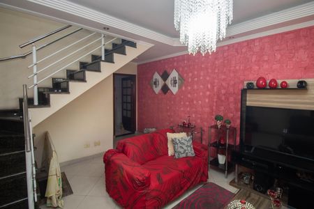 Casa à venda com 131m², 3 quartos e 4 vagasSala