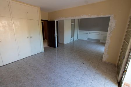 Casa à venda com 214m², 3 quartos e 3 vagas Casa à venda com 214m², 3 quartos e 3 vagasQuarto 1 E 2