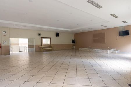 Apartamento para alugar com 56m², 2 quartos e sem vagaÁrea comum - Salão de festas