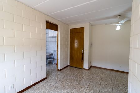 Apartamento para alugar com 77m², 3 quartos e 1 vaga Apartamento para alugar com 77m², 3 quartos e 1 vagaSala