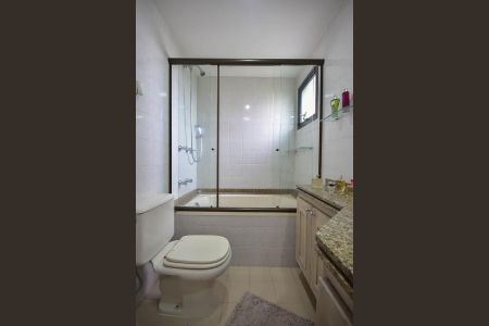 Apartamento à venda com 114m², 3 quartos e 3 vagasBanheiro da Suíte 3